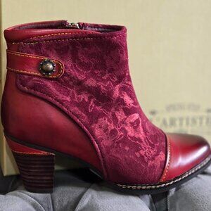 L'Artiste SoCute Bootie Size 37 (US 6.5/7) Bordeaux